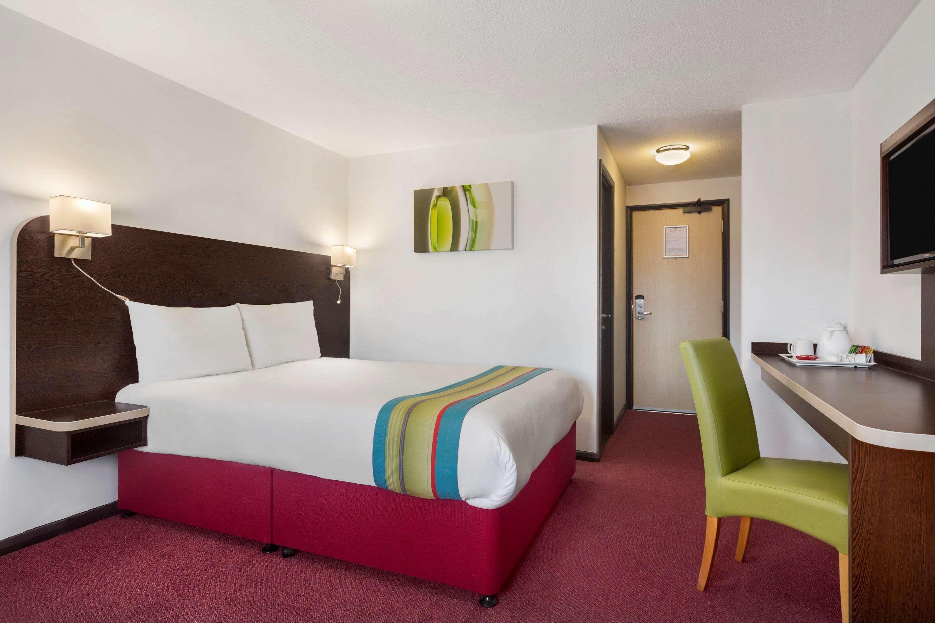 Ramada London South Mimms Hotel Potters Bar Bilik gambar